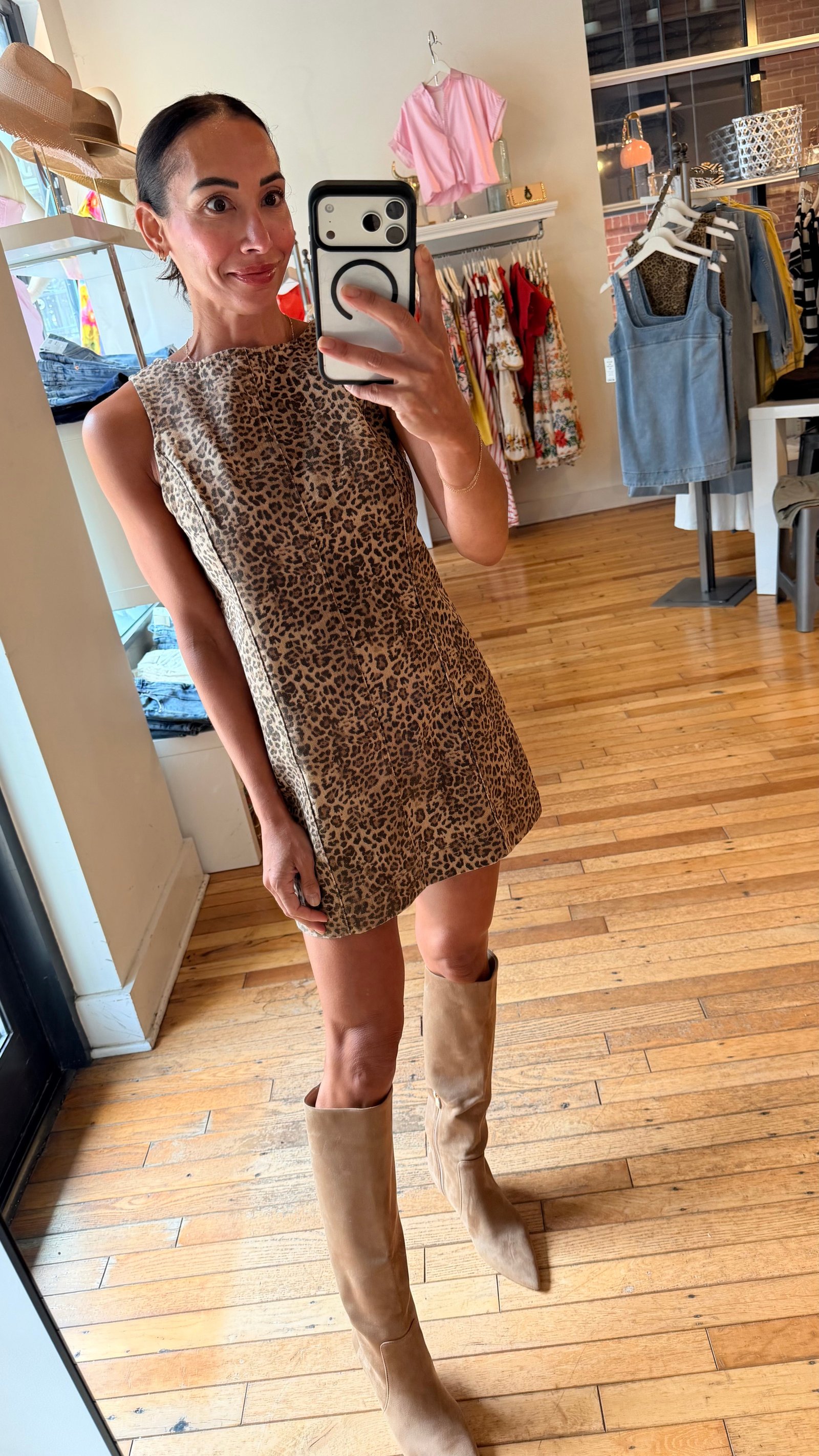 A refined womenswear look from the Holthausen Apparel collection