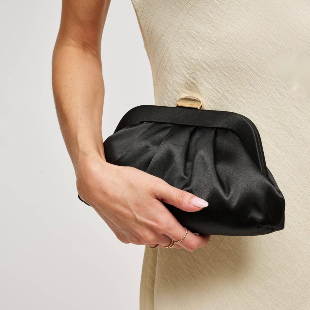 Winter Clutch product image 1